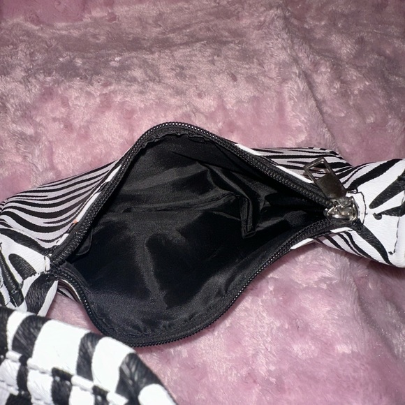 zebra print baguette bag - Picture 4 of 4